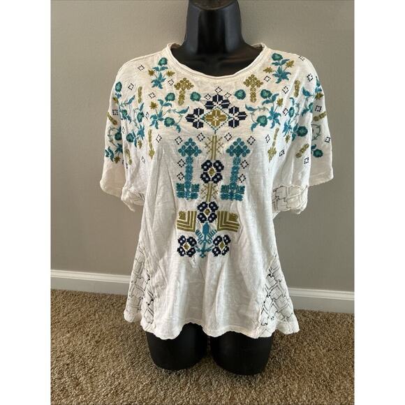 Sundance Embroidered Floral Serafina Short Sleeve T-Shirt Top Size Small Womens - Picture 3 of 14